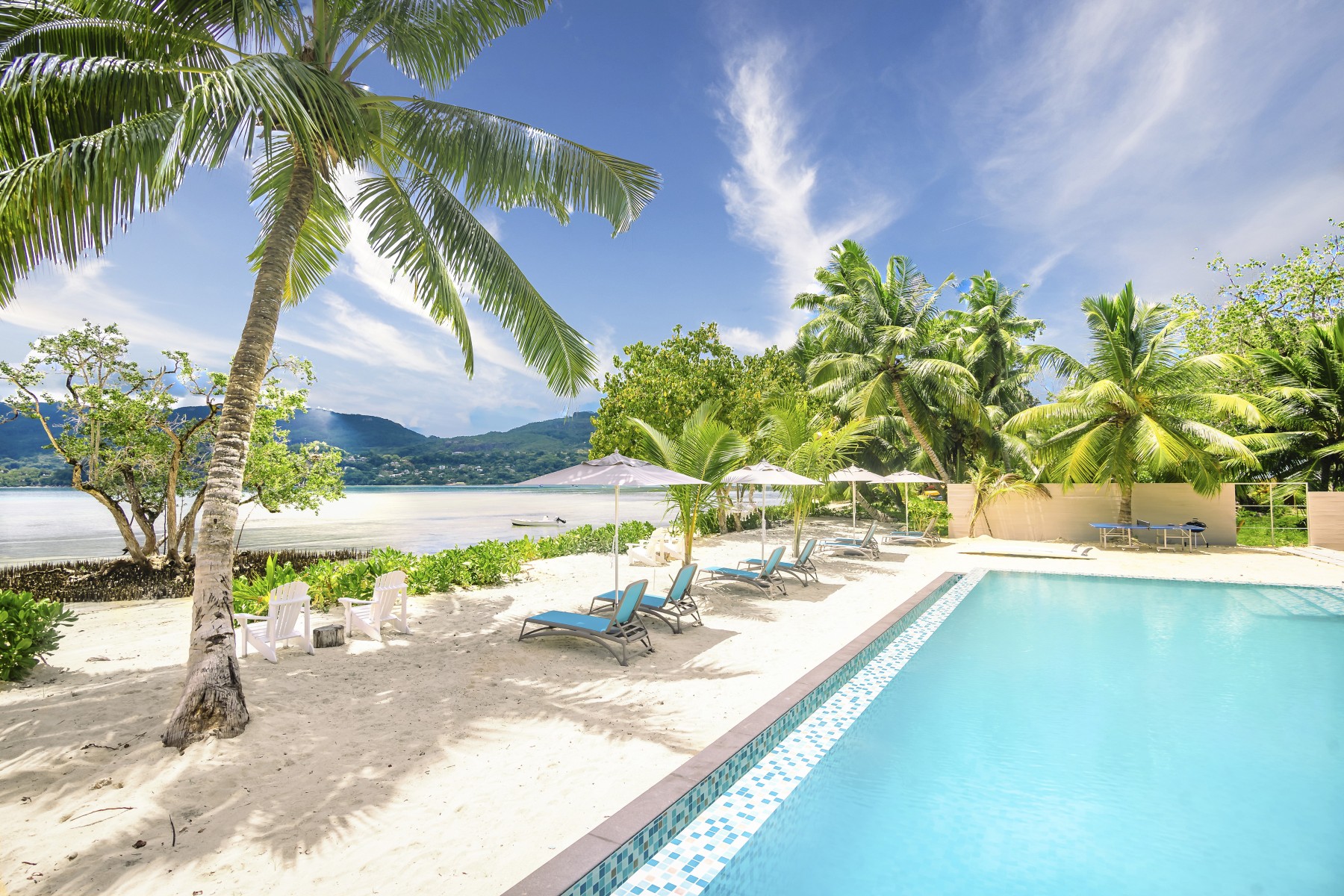 Pineapple Beach Villas